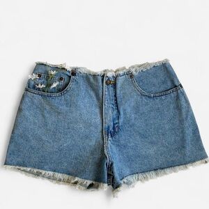 Vintage 90s frayed denim shorts